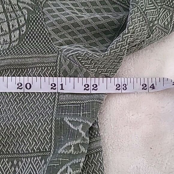 Bermuda Bay Men's Medium Silk Shirt Button Down Short Sleeve Green Tropical - Picture 12 of 16